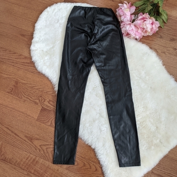 ARITZIA Wilfred free Daria faux leather leggings pants xs black - Picture 6 of 11